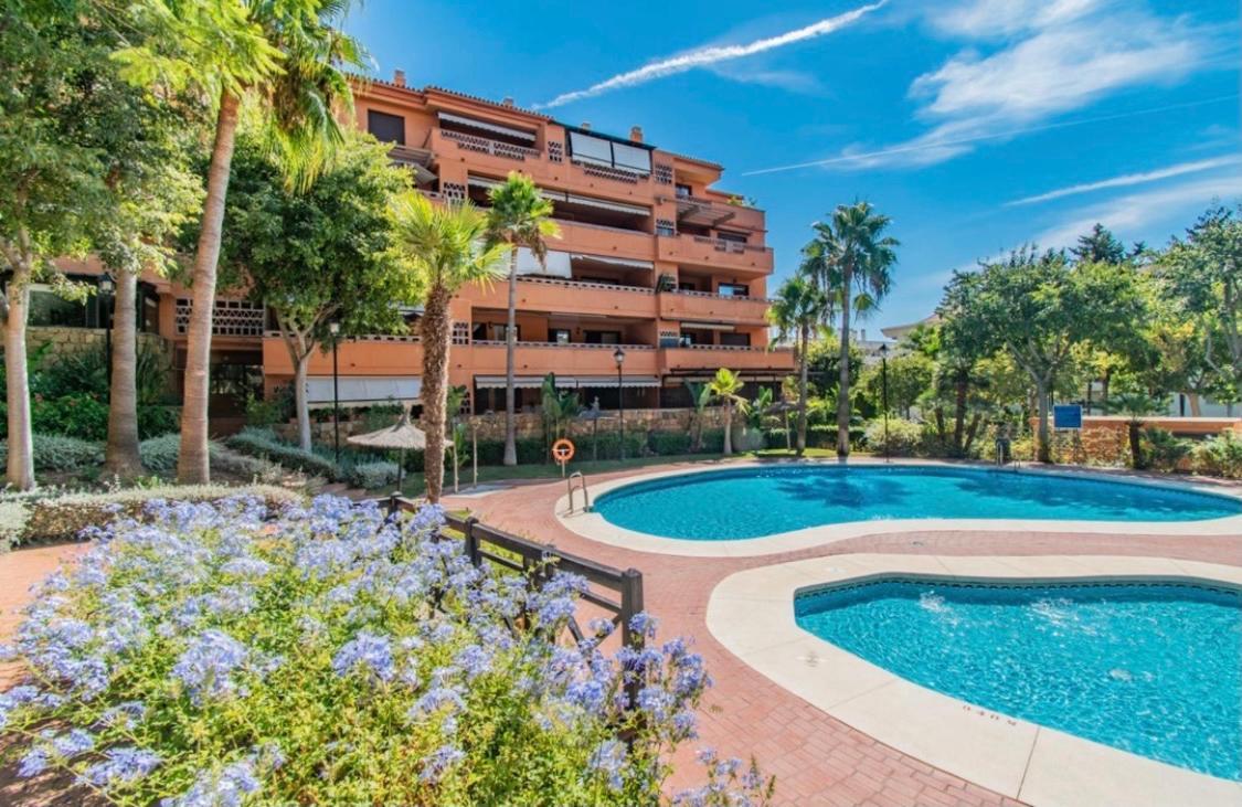 Apartamento Milla De Oro Marbella Luaran gambar