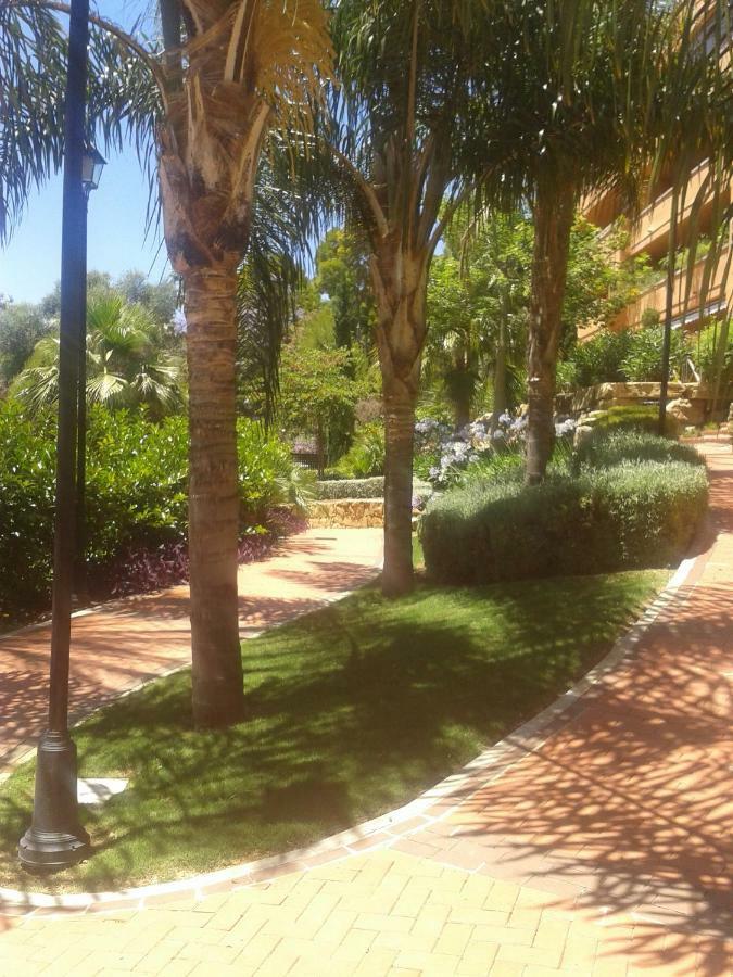 Apartamento Milla De Oro Marbella Luaran gambar