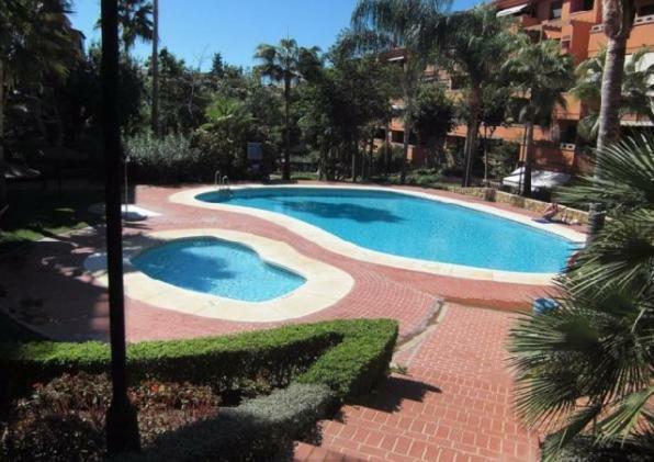 Apartamento Milla De Oro Marbella Luaran gambar